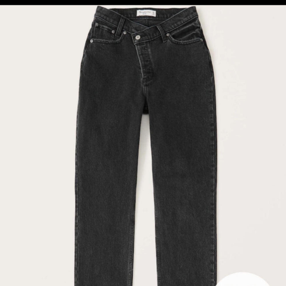Abercrombie & Fitch ultra high rise straight jeans